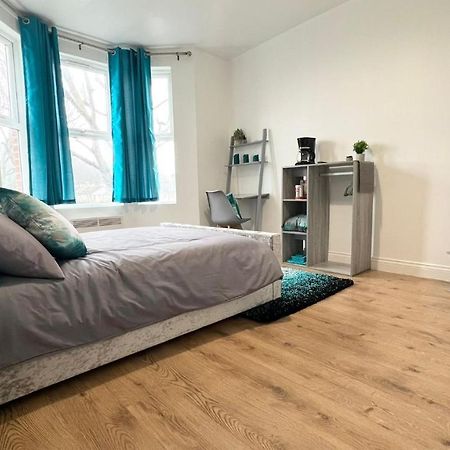 דירות פלמסטד Cosy Private Studio In London מראה חיצוני תמונה
