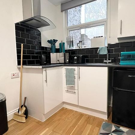 דירות פלמסטד Cosy Private Studio In London מראה חיצוני תמונה